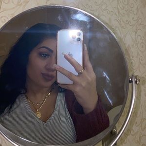 Meet your Posher, Ash